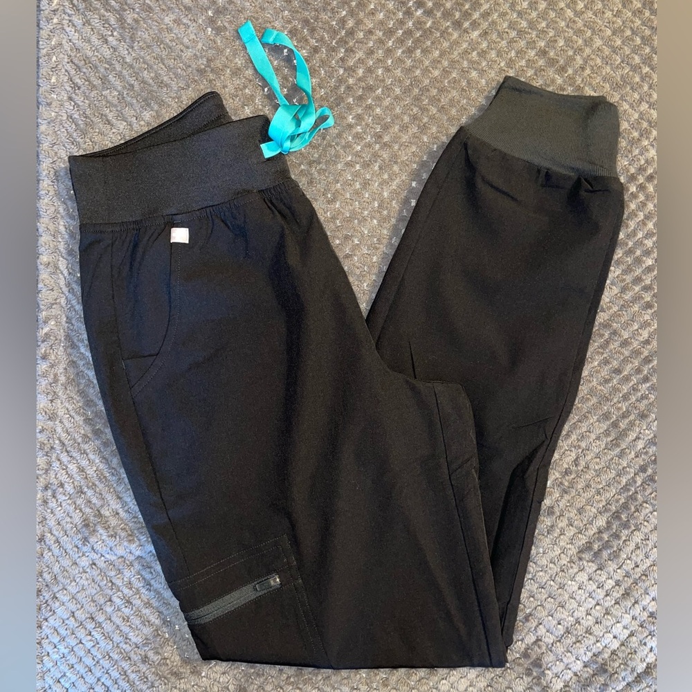 Figs Zamora FREEx Lined Jogger Scrub Pants